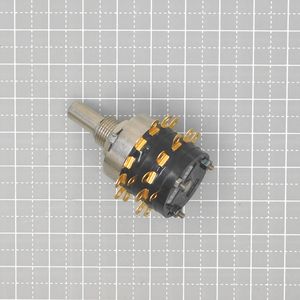 CV21G　2212R20M 360°　２段２回路12接点　ノンショーティング 　（在庫処分特価）